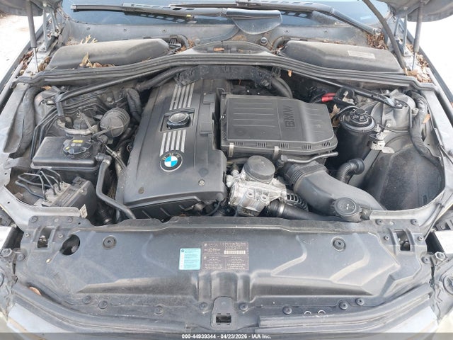 2010 Bmw 535i მანქანა იყიდება აუქციონზე, vin: WBANW1C57AC167390, აუქციონის ნომერი: 44939344