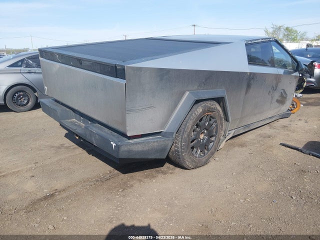 44939379 :رقم المزاد ، 7G2CEHEE1RA012409 vin ، 2024 Tesla Cybertruck Cyberbeast مزاد بيع