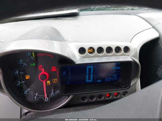 44939388 :رقم المزاد ، 1G1JC5SH4G4115241 vin ، 2016 Chevrolet Sonic Lt Auto مزاد بيع