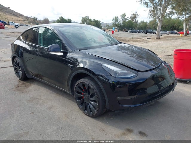 Tesla Model Y Performance Dual Motor All-wheel Drive 2023 7SAYGDEF1PF766563 main image