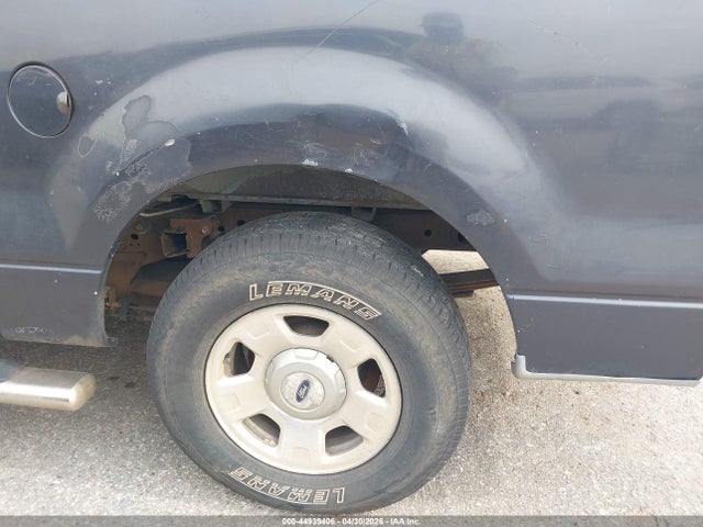 2004 Ford F-150 Xlt მანქანა იყიდება აუქციონზე, vin: 1FTRW12W54KA10997, აუქციონის ნომერი: 44939406