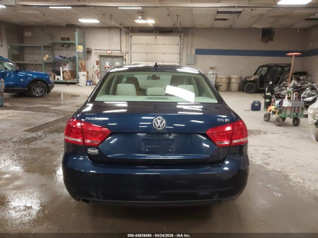 2015 Volkswagen Passat 2.0l Tdi Se მანქანა იყიდება აუქციონზე, vin: 1VWBV7A31FC048736, აუქციონის ნომერი: 44939498