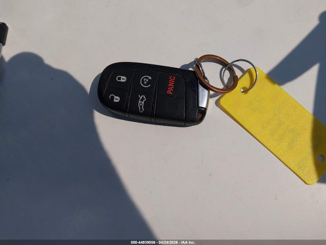 Продажа на аукционе авто 2015 Chrysler 300 300s, vin: 2C3CCAGG8FH808943, номер лота: 44939556
