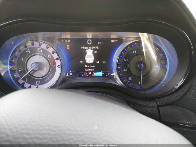 Продажа на аукционе авто 2015 Chrysler 300 300s, vin: 2C3CCAGG8FH808943, номер лота: 44939556