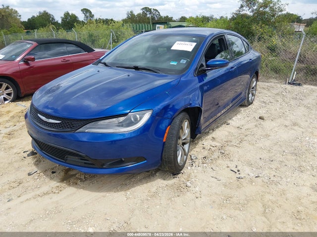 Продажа на аукционе авто 2015 Chrysler 200 S, vin: 1C3CCCBB5FN578700, номер лота: 44939578
