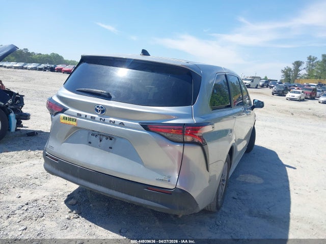 Продаж на аукціоні авто 2022 Toyota Sienna Le, vin: 5TDKRKEC0NS102643, номер лоту: 44939636