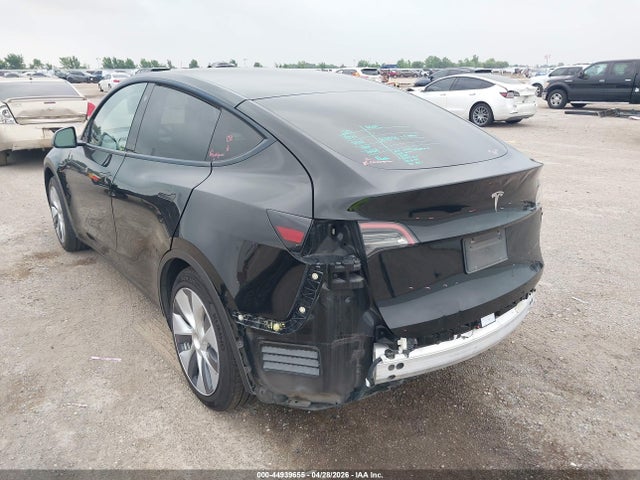 Продаж на аукціоні авто 2021 Tesla Model Y Standard Range Rear-wheel Drive, vin: 5YJYGDED6MF163096, номер лоту: 44939655