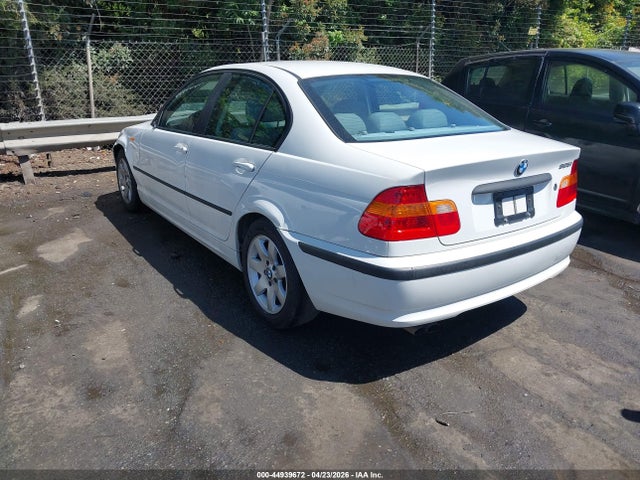 2003 Bmw 325i მანქანა იყიდება აუქციონზე, vin: WBAEV33433KL80769, აუქციონის ნომერი: 44939672