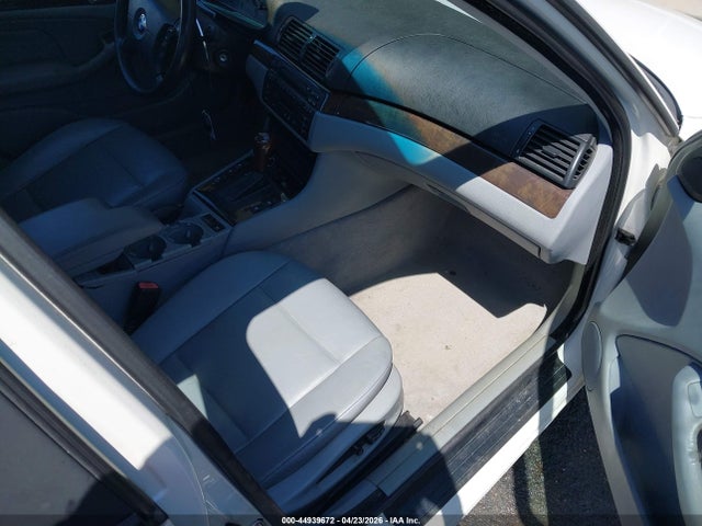 2003 Bmw 325i მანქანა იყიდება აუქციონზე, vin: WBAEV33433KL80769, აუქციონის ნომერი: 44939672