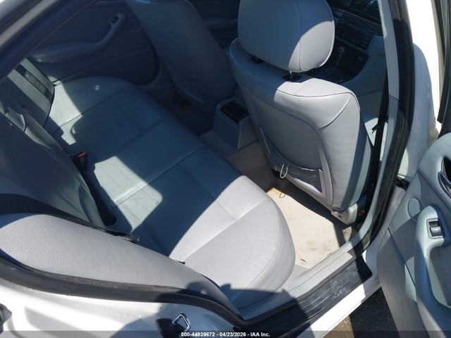 2003 Bmw 325i მანქანა იყიდება აუქციონზე, vin: WBAEV33433KL80769, აუქციონის ნომერი: 44939672