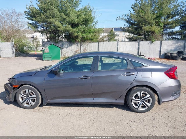 Aukcja sprzedaży 2018 Honda Civic Lx, vin: 2HGFC2F55JH596012, numer aukcji: 44939698