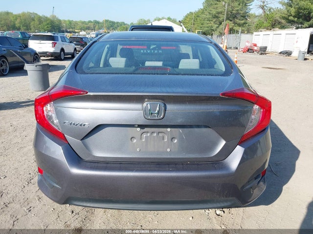 Aukcja sprzedaży 2018 Honda Civic Lx, vin: 2HGFC2F55JH596012, numer aukcji: 44939698