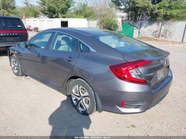 Aukcja sprzedaży 2018 Honda Civic Lx, vin: 2HGFC2F55JH596012, numer aukcji: 44939698