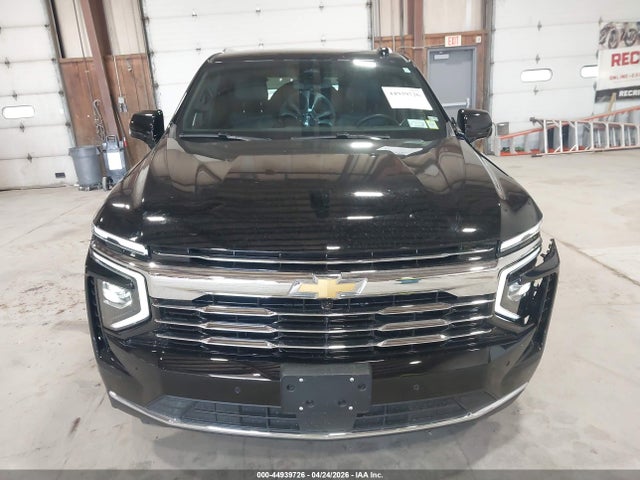 2025 Chevrolet Suburban 4wd Lt მანქანა იყიდება აუქციონზე, vin: 1GNS6CRD3SR159275, აუქციონის ნომერი: 44939726