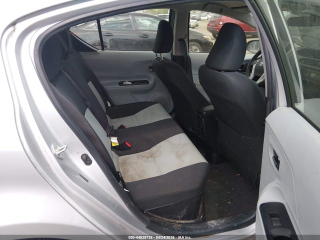 JTDKDTB37E1064236 Toyota Prius C Two