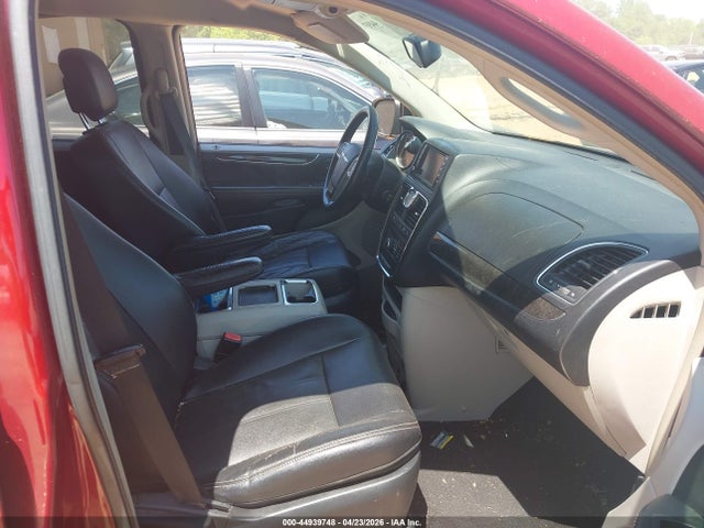 44939748 :رقم المزاد ، 2C4RC1BG3FR537667 vin ، 2015 Chrysler Town & Country Touring مزاد بيع