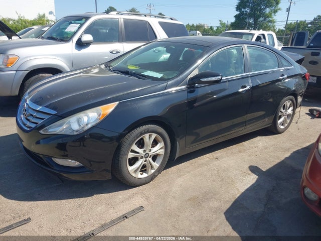 44939767 :رقم المزاد ، 5NPEC4AC0CH411158 vin ، 2012 Hyundai Sonata Limited مزاد بيع