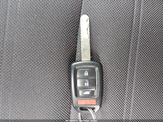 44939770 :رقم المزاد ، 2HKRW6H32KH223976 vin ، 2019 Honda Cr-v Lx مزاد بيع