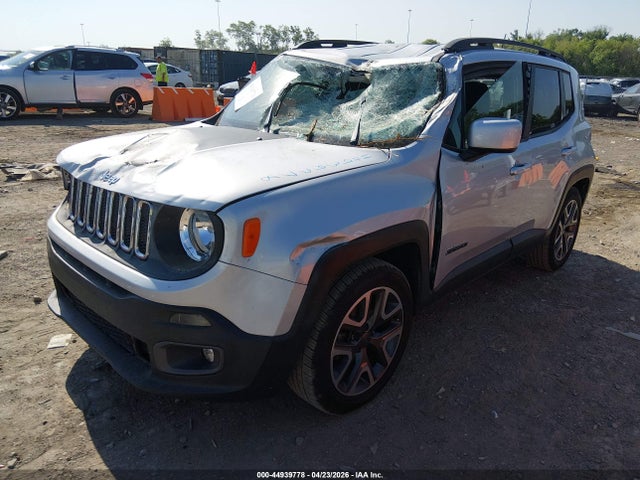 Продаж на аукціоні авто 2015 Jeep Renegade Latitude, vin: ZACCJABTXFPB27980, номер лоту: 44939778