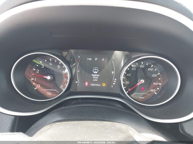 44939873 :رقم المزاد ، 3C4NJCBB8KT685714 vin ، 2019 Jeep Compass Sun And Wheel Fwd مزاد بيع