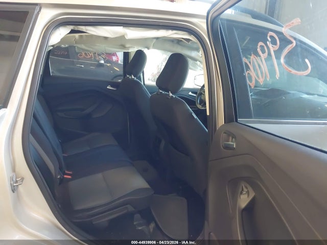 44939906 :رقم المزاد ، 1FMCU9GD3JUC96958 vin ، 2018 Ford Escape Se مزاد بيع