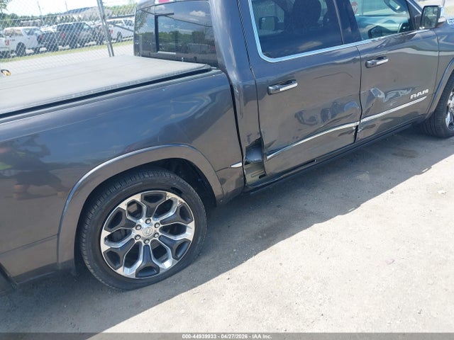 44939933 :رقم المزاد ، 1C6SRFHT1LN224022 vin ، 2020 Ram 1500 مزاد بيع