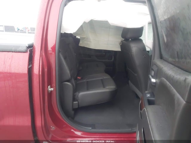 44939938 :رقم المزاد ، 3GTU2NEC7JG636049 vin ، 2018 Gmc Sierra 1500 Slt مزاد بيع