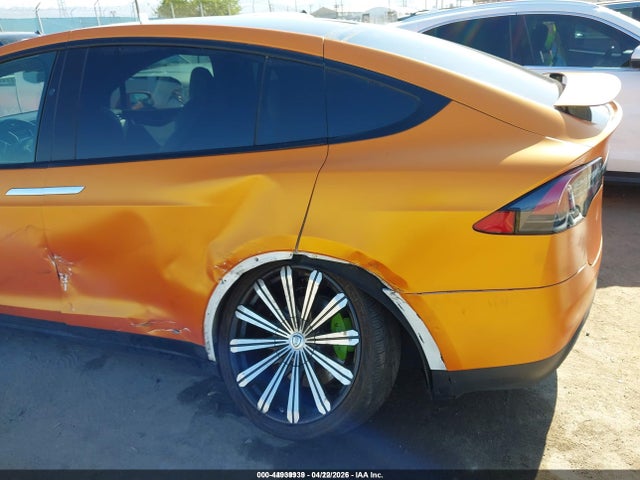 Продажа на аукционе авто 2018 Tesla Model X 100d/75d/p100d, vin: 5YJXCAE27JF101982, номер лота: 44939939