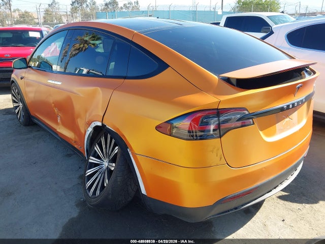 Продажа на аукционе авто 2018 Tesla Model X 100d/75d/p100d, vin: 5YJXCAE27JF101982, номер лота: 44939939