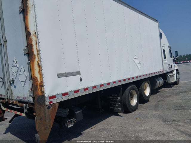 Продаж на аукціоні авто 2015 Freightliner Cascadia 113, vin: 3ALAGGDV7FSGN1532, номер лоту: 44939945