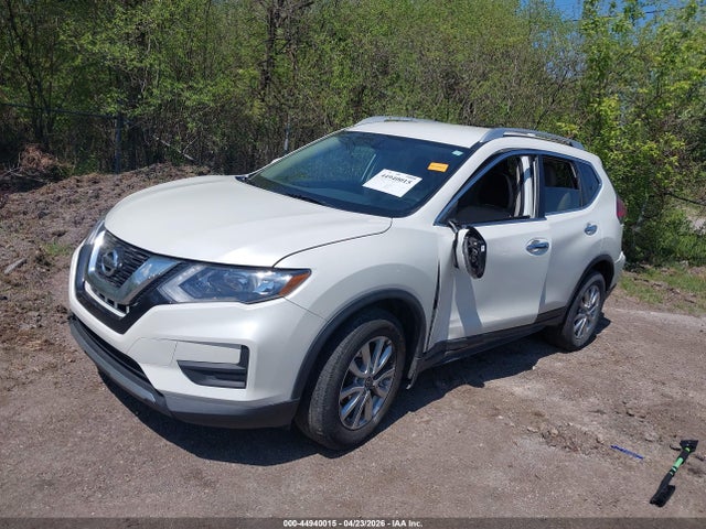 Продажа на аукционе авто 2017 Nissan Rogue Sv, vin: KNMAT2MT8HP511437, номер лота: 44940015