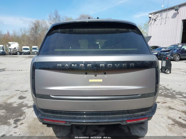 SALKP9F40SA300453 Land Rover Range Rover P550e Se