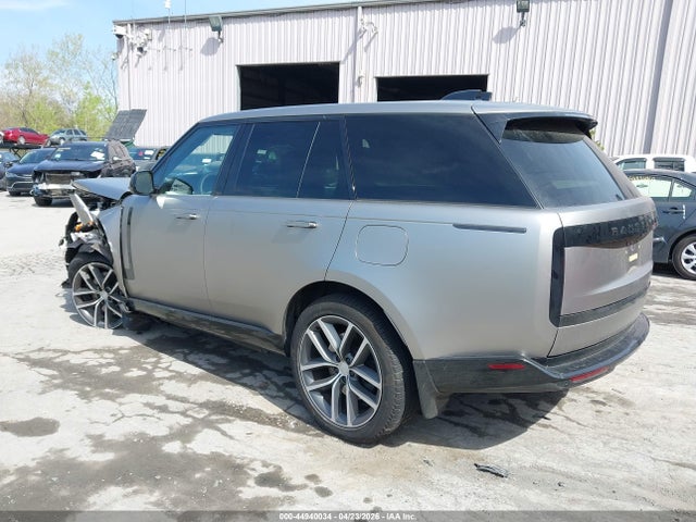 SALKP9F40SA300453 Land Rover Range Rover P550e Se