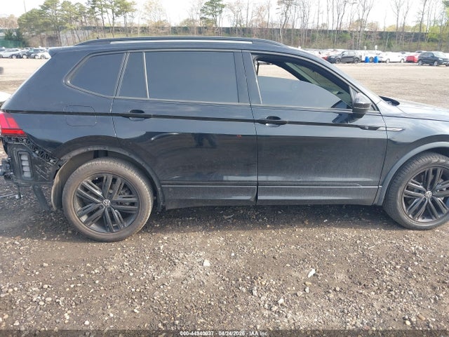 44940037 :رقم المزاد ، 3VVCB7AX6NM014051 vin ، 2022 Volkswagen Tiguan 2.0t Se R-line Black مزاد بيع