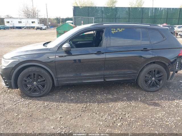 44940037 :رقم المزاد ، 3VVCB7AX6NM014051 vin ، 2022 Volkswagen Tiguan 2.0t Se R-line Black مزاد بيع