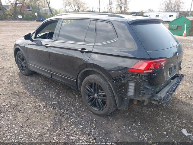 44940037 :رقم المزاد ، 3VVCB7AX6NM014051 vin ، 2022 Volkswagen Tiguan 2.0t Se R-line Black مزاد بيع