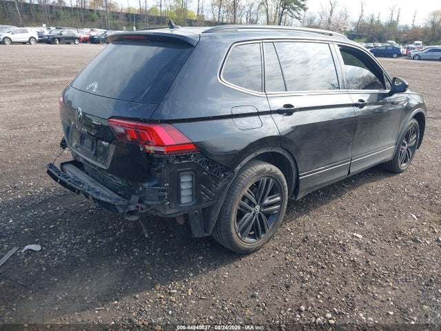 44940037 :رقم المزاد ، 3VVCB7AX6NM014051 vin ، 2022 Volkswagen Tiguan 2.0t Se R-line Black مزاد بيع