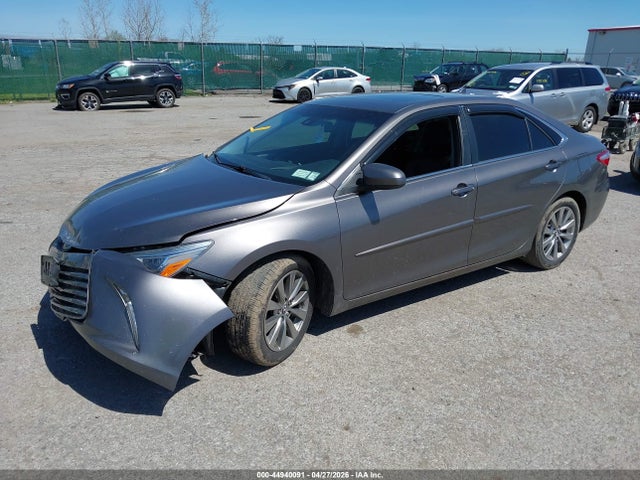 44940091 :رقم المزاد ، 4T1BK1FK5HU583859 vin ، 2017 Toyota Camry Xle V6 مزاد بيع