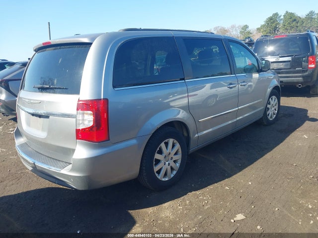 Продаж на аукціоні авто 2015 Chrysler Town & Country Touring, vin: 2C4RC1BG7FR699057, номер лоту: 44940103