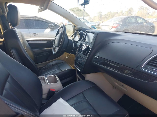 Продаж на аукціоні авто 2015 Chrysler Town & Country Touring, vin: 2C4RC1BG7FR699057, номер лоту: 44940103