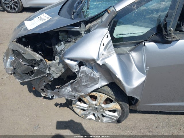 2010 Honda Fit Sport მანქანა იყიდება აუქციონზე, vin: JHMGE8H48AS027439, აუქციონის ნომერი: 44940107