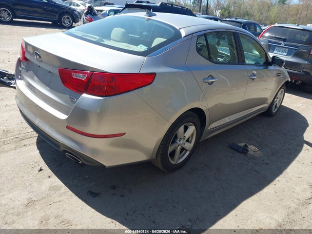 Продаж на аукціоні авто 2015 Kia Optima Lx, vin: KNAGM4A79F5547167, номер лоту: 44940124