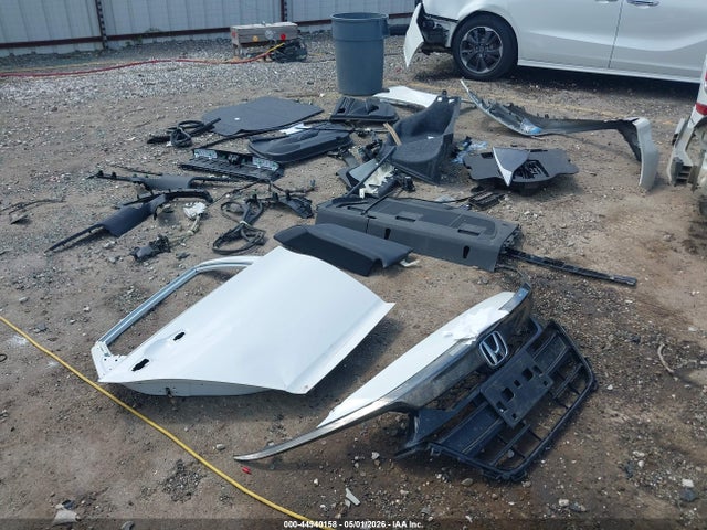 44940158 :رقم المزاد ، 1HGCV1F35LA151258 vin ، 2020 Honda Accord Sport مزاد بيع