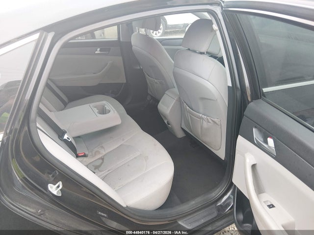 2017 Hyundai Sonata Eco მანქანა იყიდება აუქციონზე, vin: 5NPE24AA8HH449360, აუქციონის ნომერი: 44940176