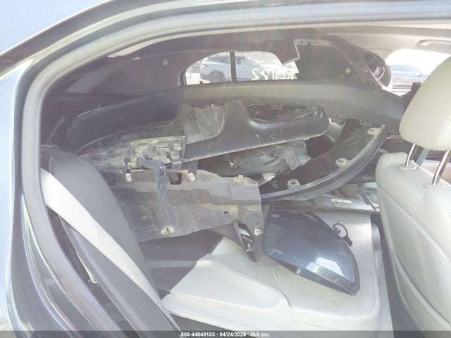 Продажа на аукционе авто 2019 Cadillac Xt4 Luxury, vin: 1GYFZBR41KF187745, номер лота: 44940183