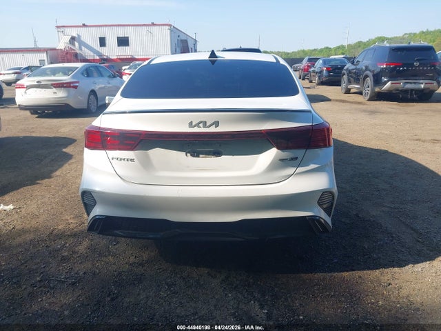 44940198 :رقم المزاد ، 3KPF54AD6NE481794 vin ، 2022 Kia Forte Gt-line مزاد بيع