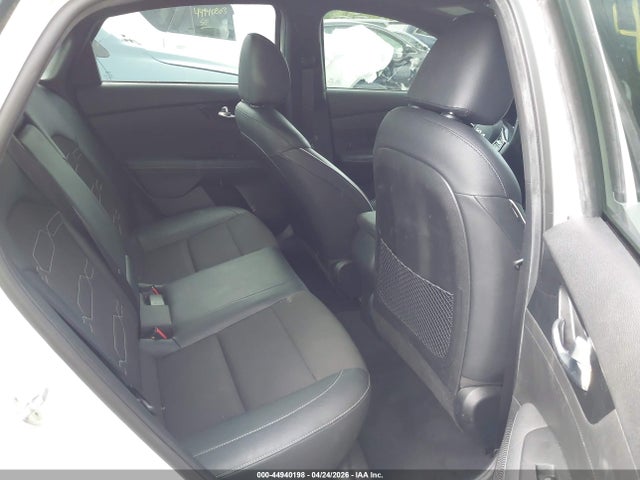 44940198 :رقم المزاد ، 3KPF54AD6NE481794 vin ، 2022 Kia Forte Gt-line مزاد بيع