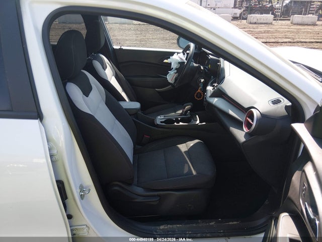 2024 Chevrolet Trax Fwd 1rs მანქანა იყიდება აუქციონზე, vin: KL77LGE29RC053815, აუქციონის ნომერი: 44940199