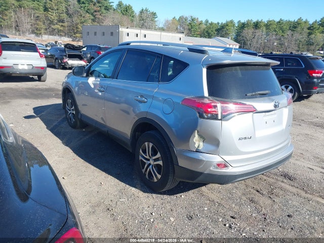 Toyota RAV4 LE 2016 2T3BFREV5GW534472 Image 3