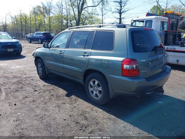 Auction sale of the 2005 Toyota Highlander V6, vin: JTEEP21A250098083, lot number: 44940243